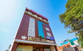 Fabhotel Siddhant